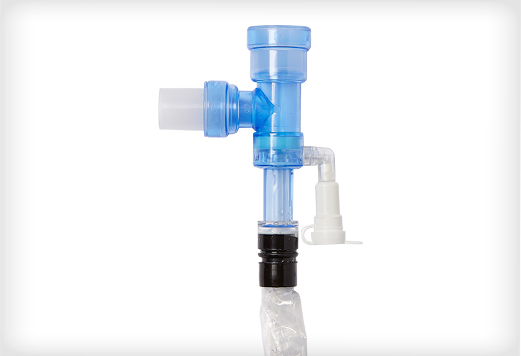 Closed suction catheter