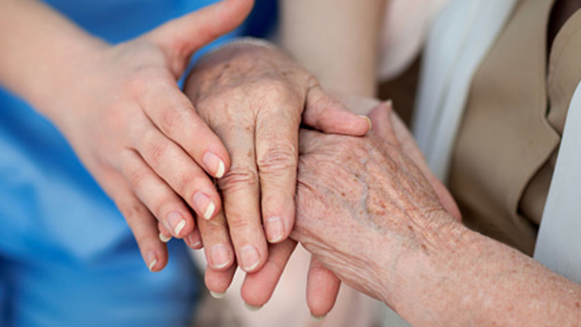 STK_holding-senior-hand_2-1_840x473