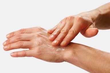 Hand washing with botanical-rich moisturizer