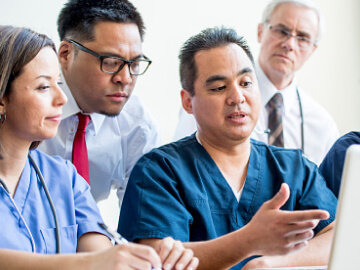 Team of respiratory clinicians and Medline respiratory specialists review outcomes data