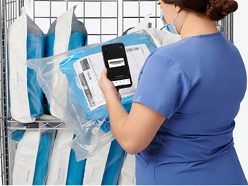 medpack-custom-pack-mgmt someone tracking the pack or kit through app