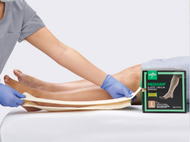 HeelMedix offloading boot with color-coded strap for foot protection