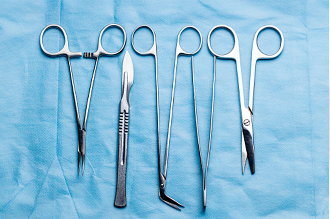 STK_SH_surgical_debridement_RGB